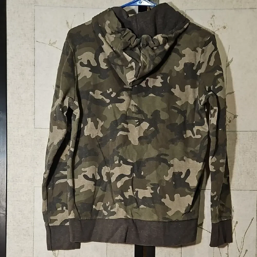 Time and Tru Men's Camouflage Zip Up Sweater